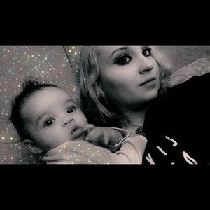 Meet your Posher, Casey